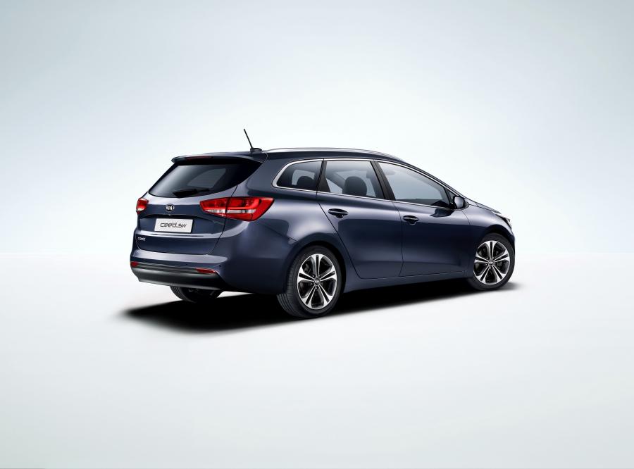  Kia cee&rsquo;dSW 2015 года  (фото 2 из 4)